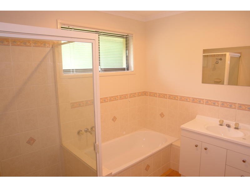 7 Karri Ave, Karana Downs QLD 4306